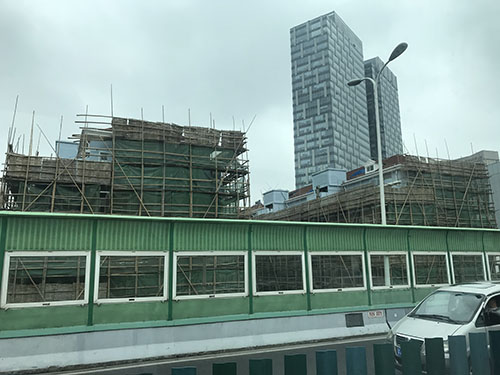 Kina byggnadsställning i bambu