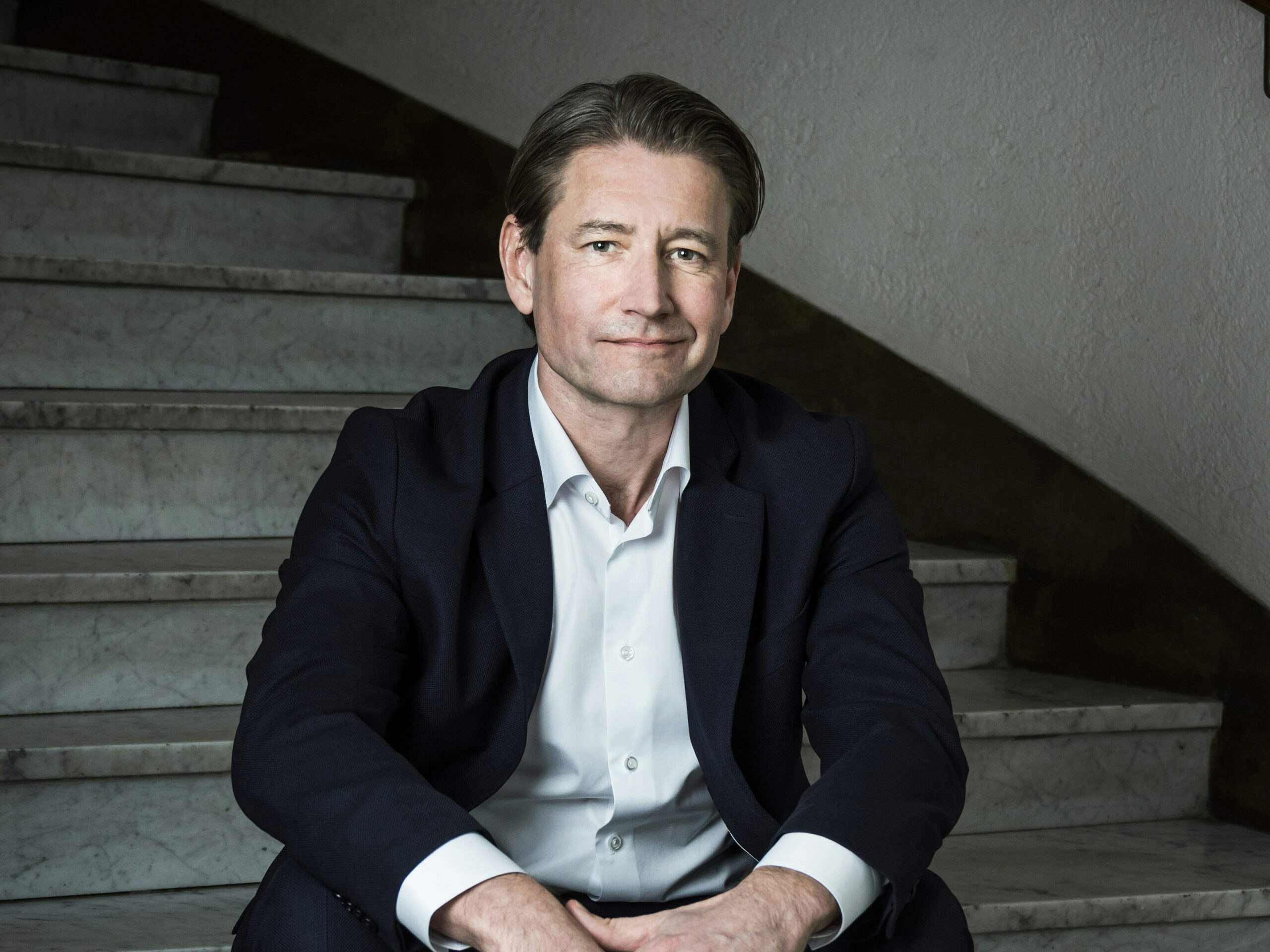 _AT19398 ÄGER copy 2